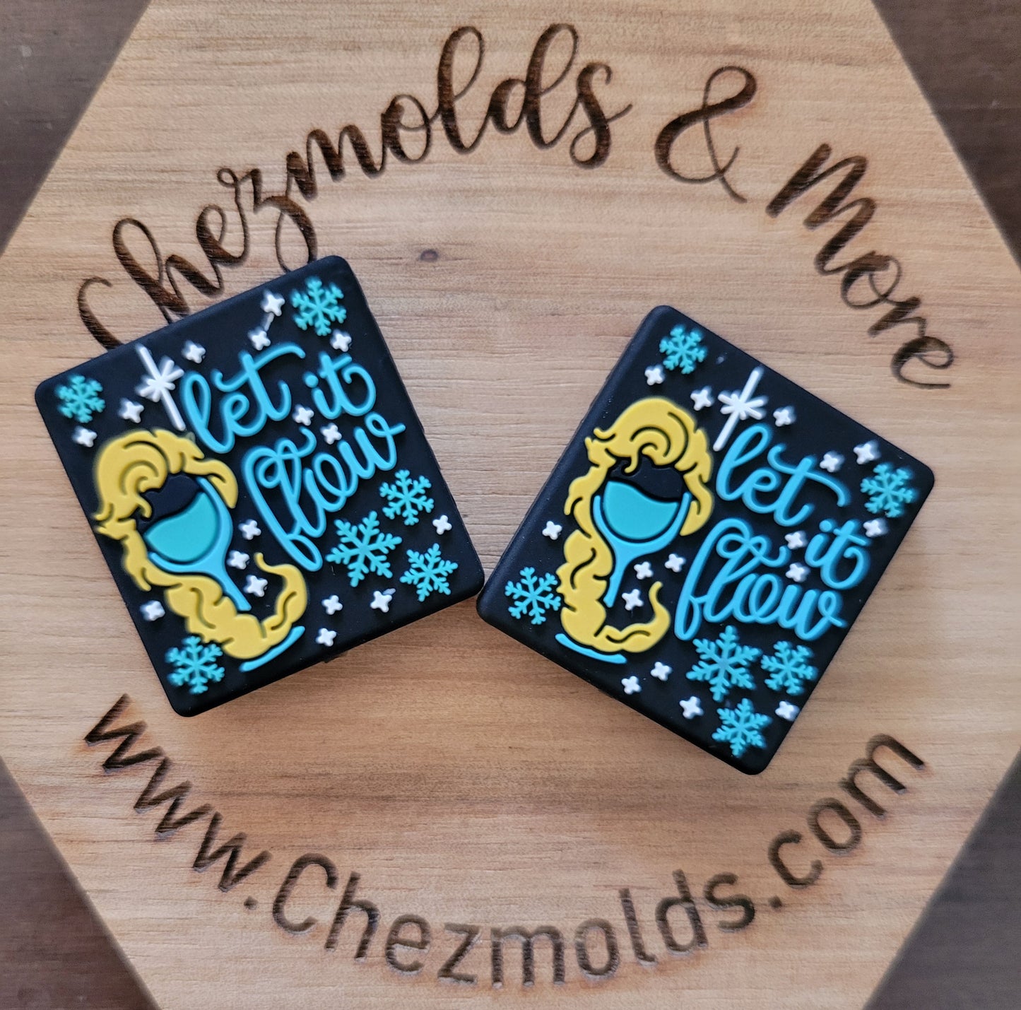 let it flow- Silicone focal Bead