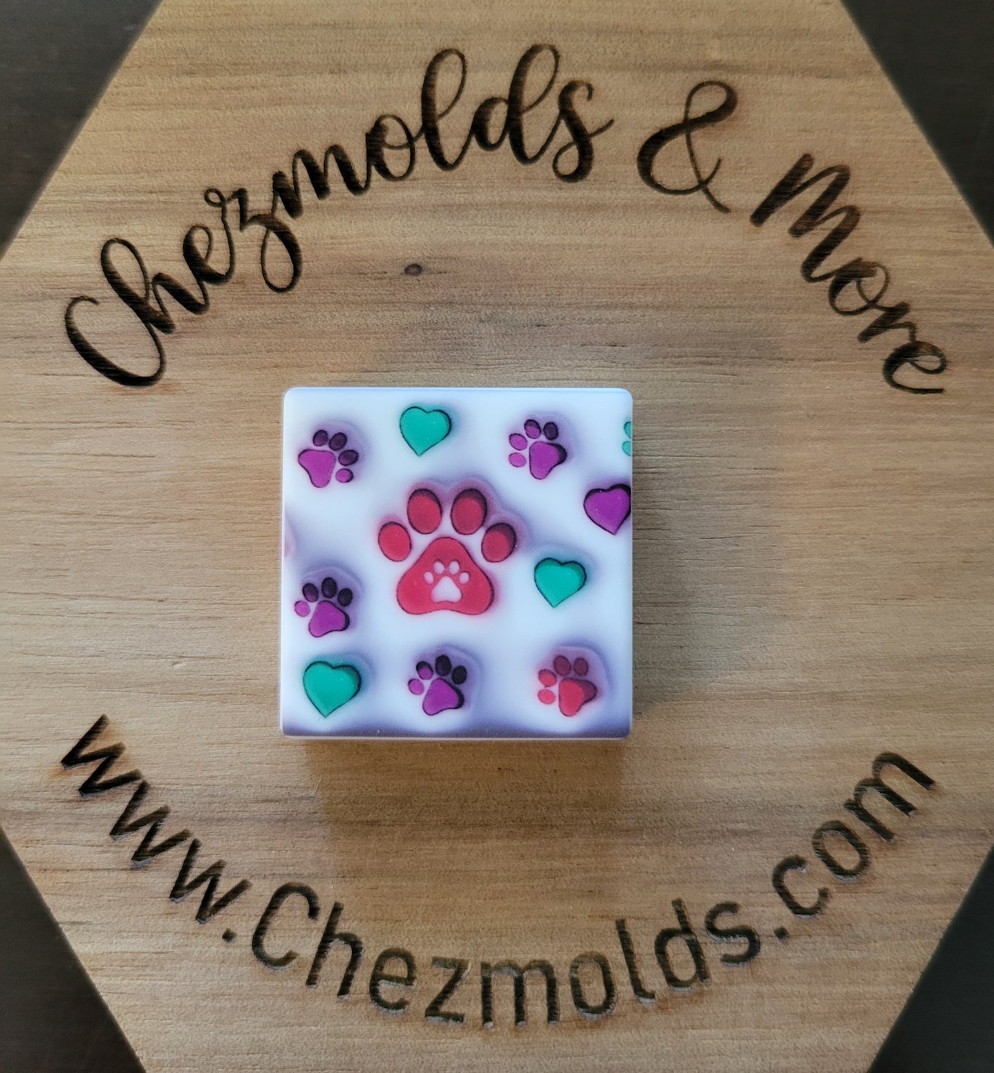 CE printed Silicone focal Bead-puffy paw love