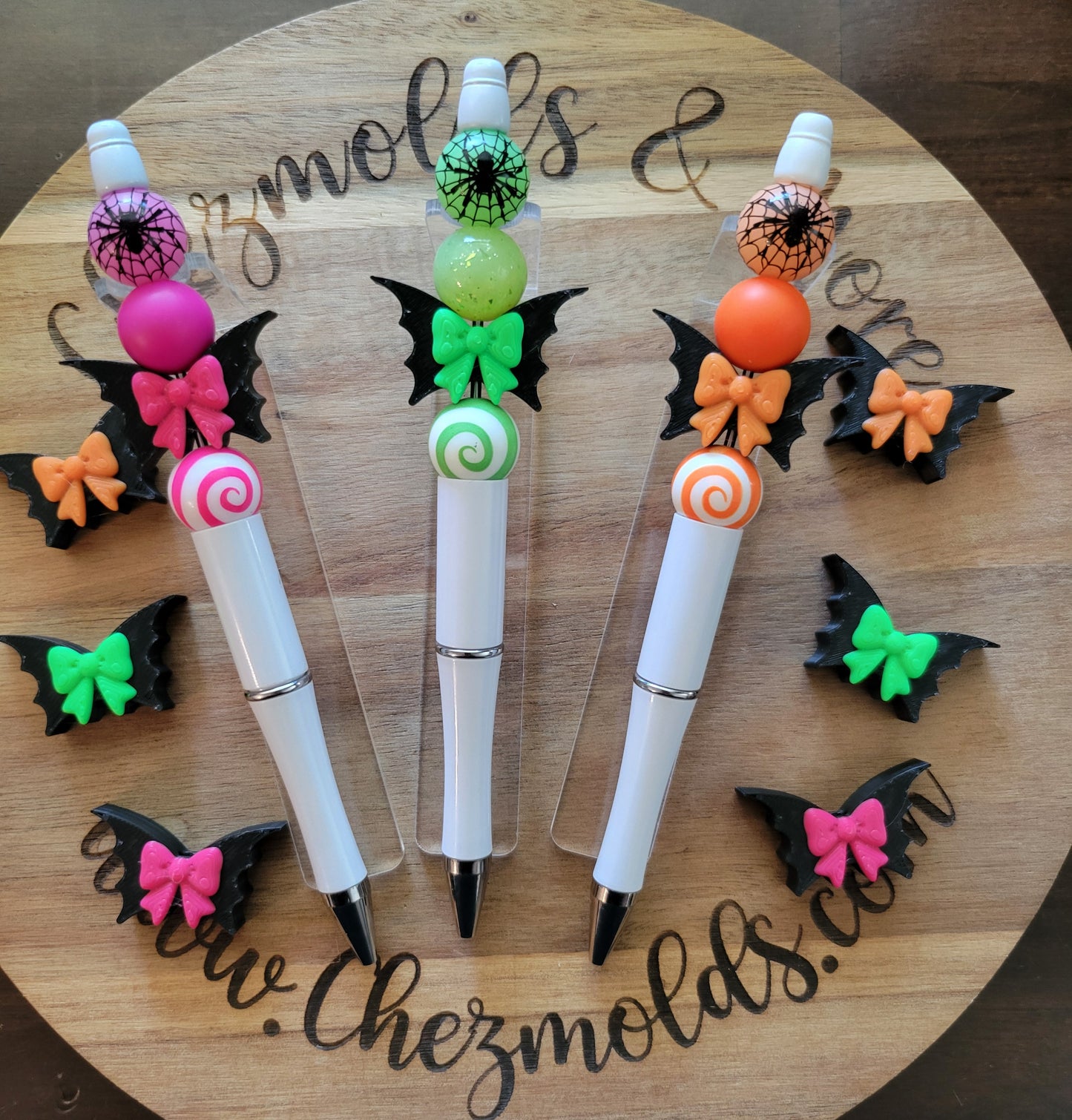 CE 3d printed focal Bead- Bat bow -colored bow