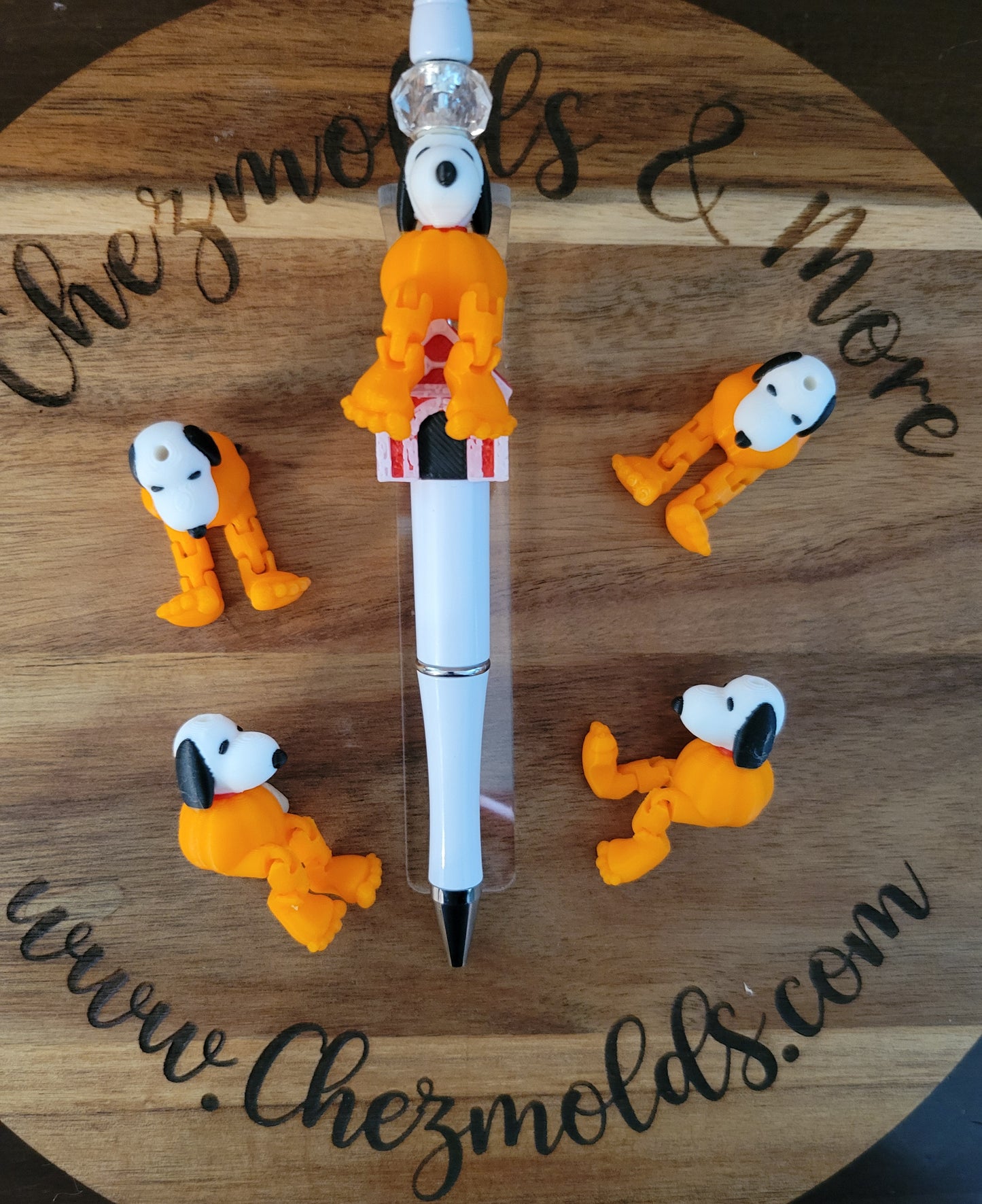 CE 3d printed focal Bead-Dog in pumpkin kicker ( flexy feet )