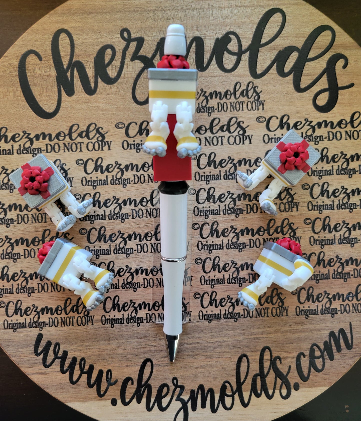 CE 3d printed focal Bead-present- white/gold/silver red kicker ( flexy feet )