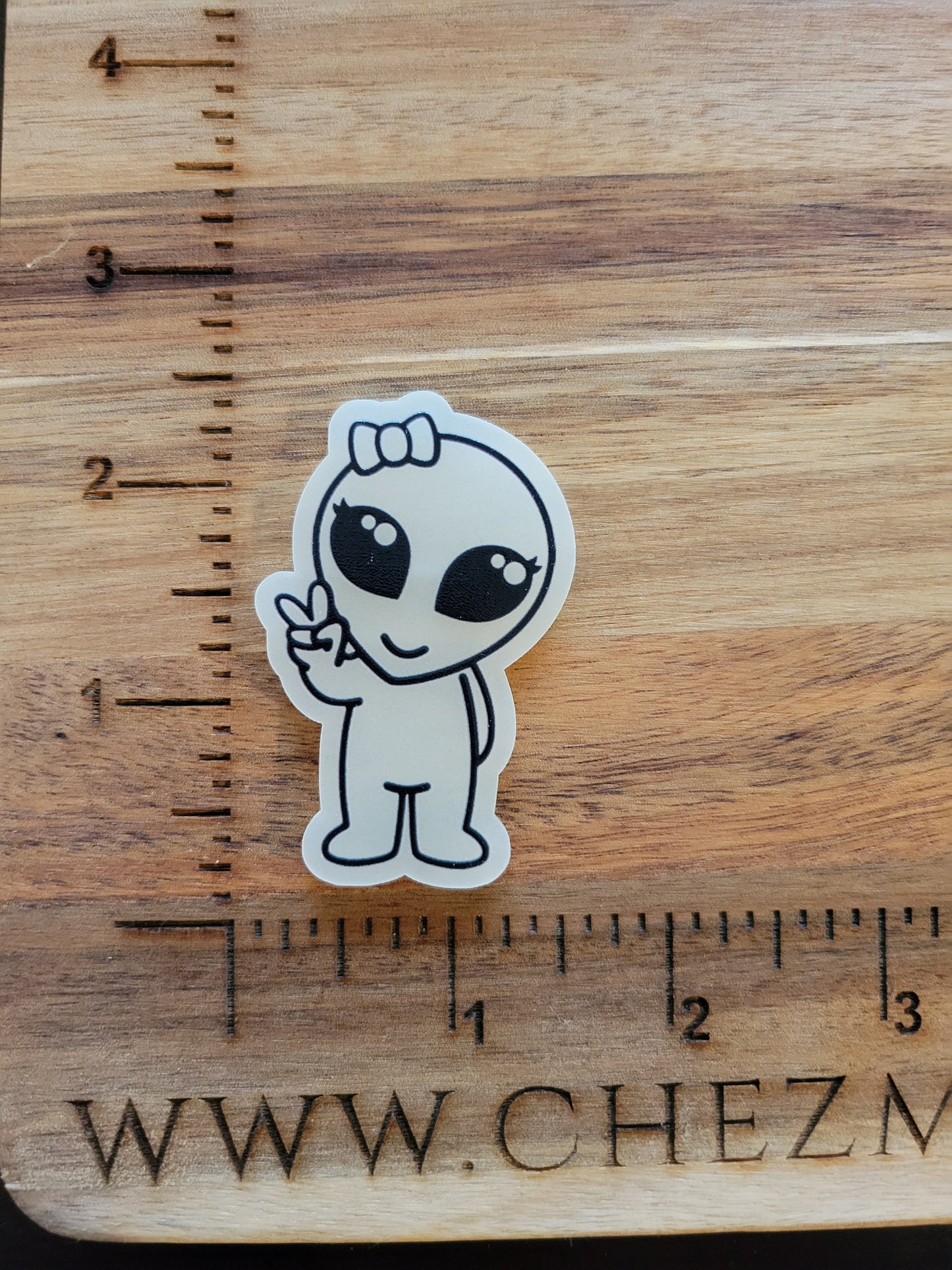 uv printed acrylic flatback-GLOW- girlie alien