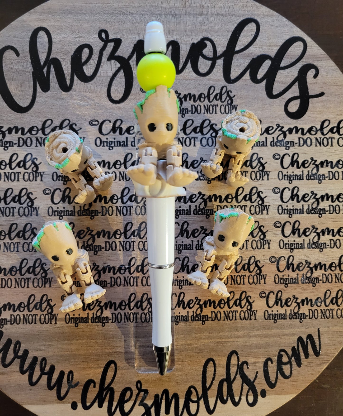 CE 3d printed focal Bead- Tree guy kicker ( flexy feet )