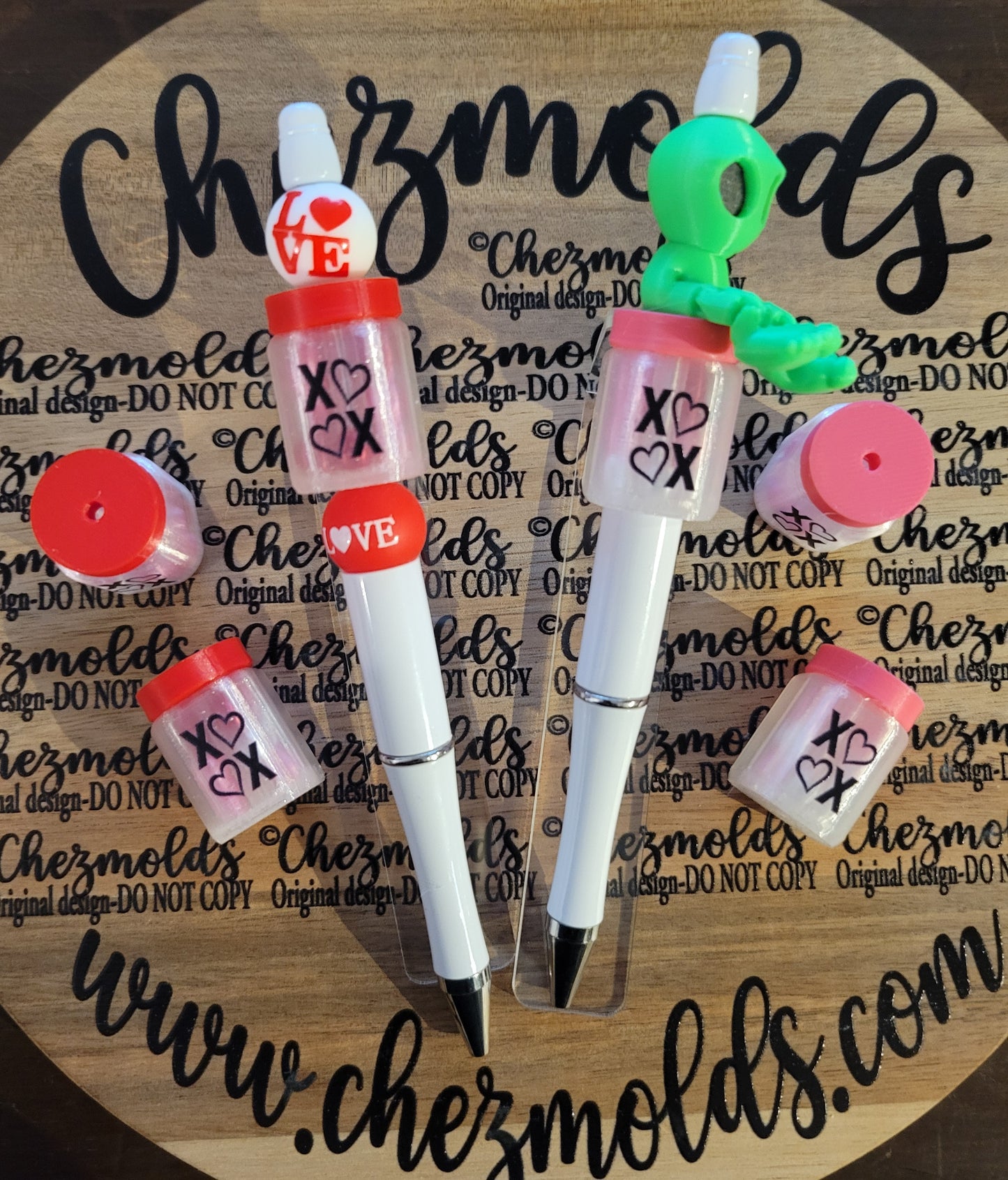 CE 3d printed focal Bead-Love jar shaker