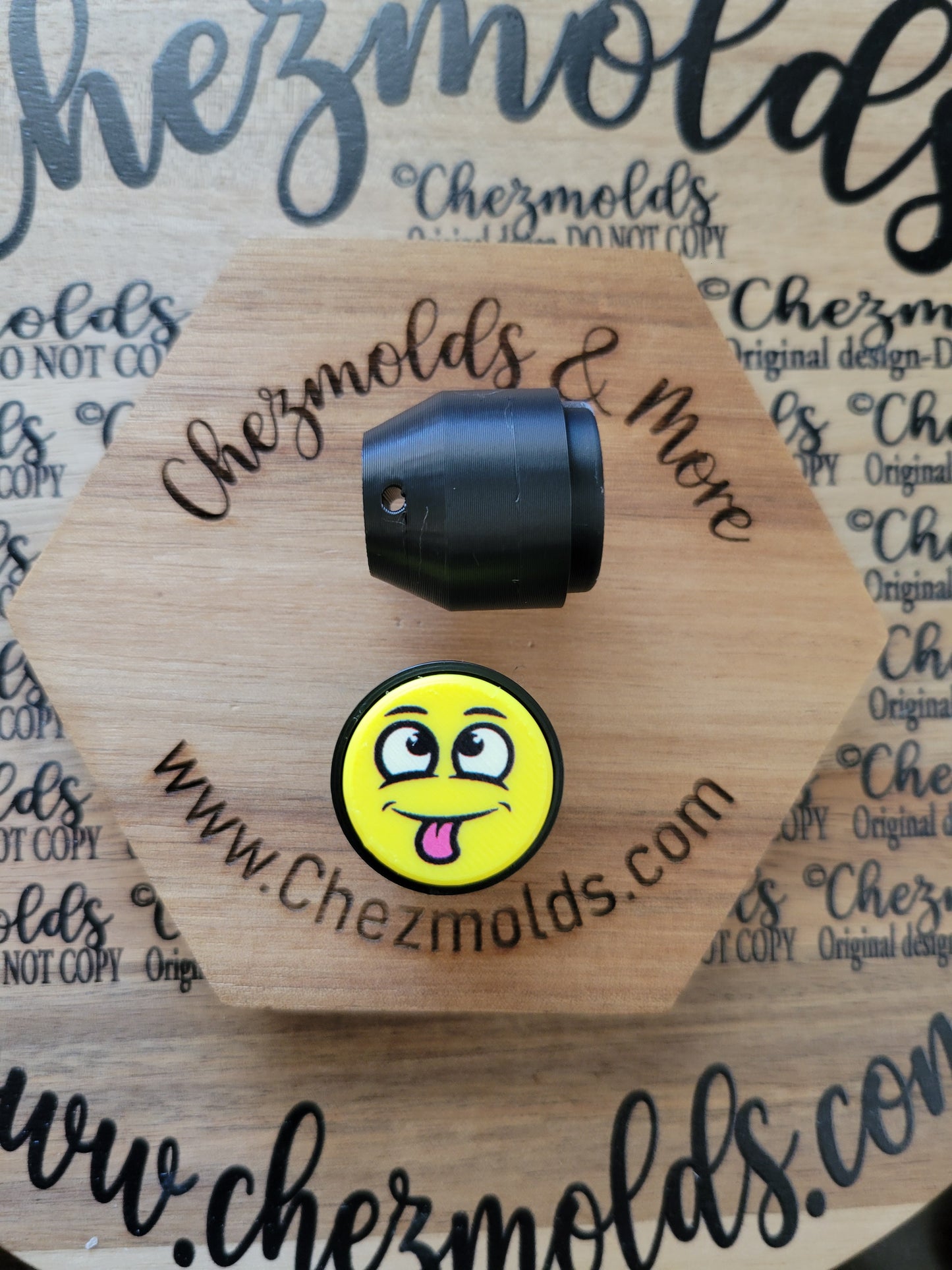 CE 3d printed Clicky button-  focal Bead-faces