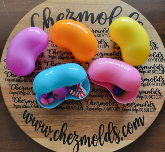 Mystery jelly bean- includes 2 custom kickers!