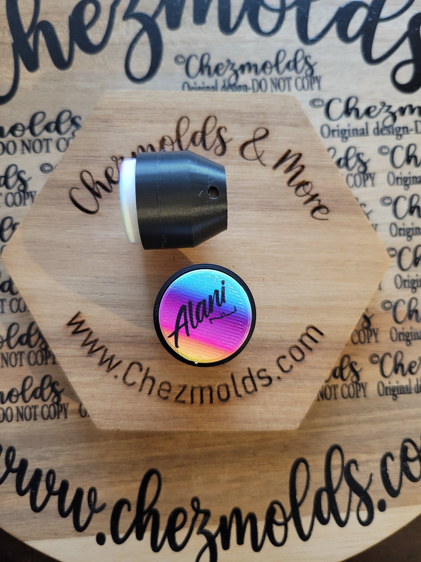 CE 3d printed Clicky button-  Alani