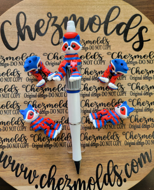 CE 3d printed focal bead-LE- America raccoon kicker ( flexy feet )