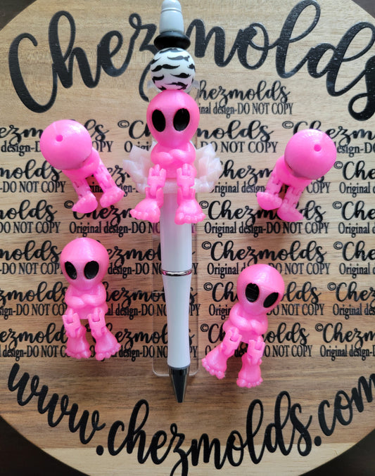 CE 3d printed focal Bead-Miss Sassy Alien kicker ( flexy feet )