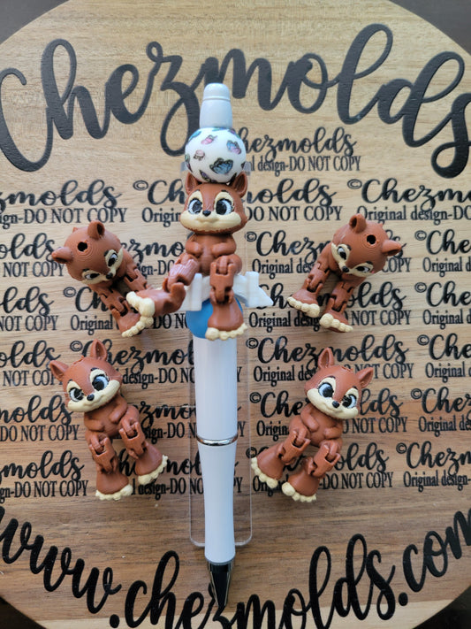 CE 3d printed focal bead-Baby Squirell kicker ( flexy feet )