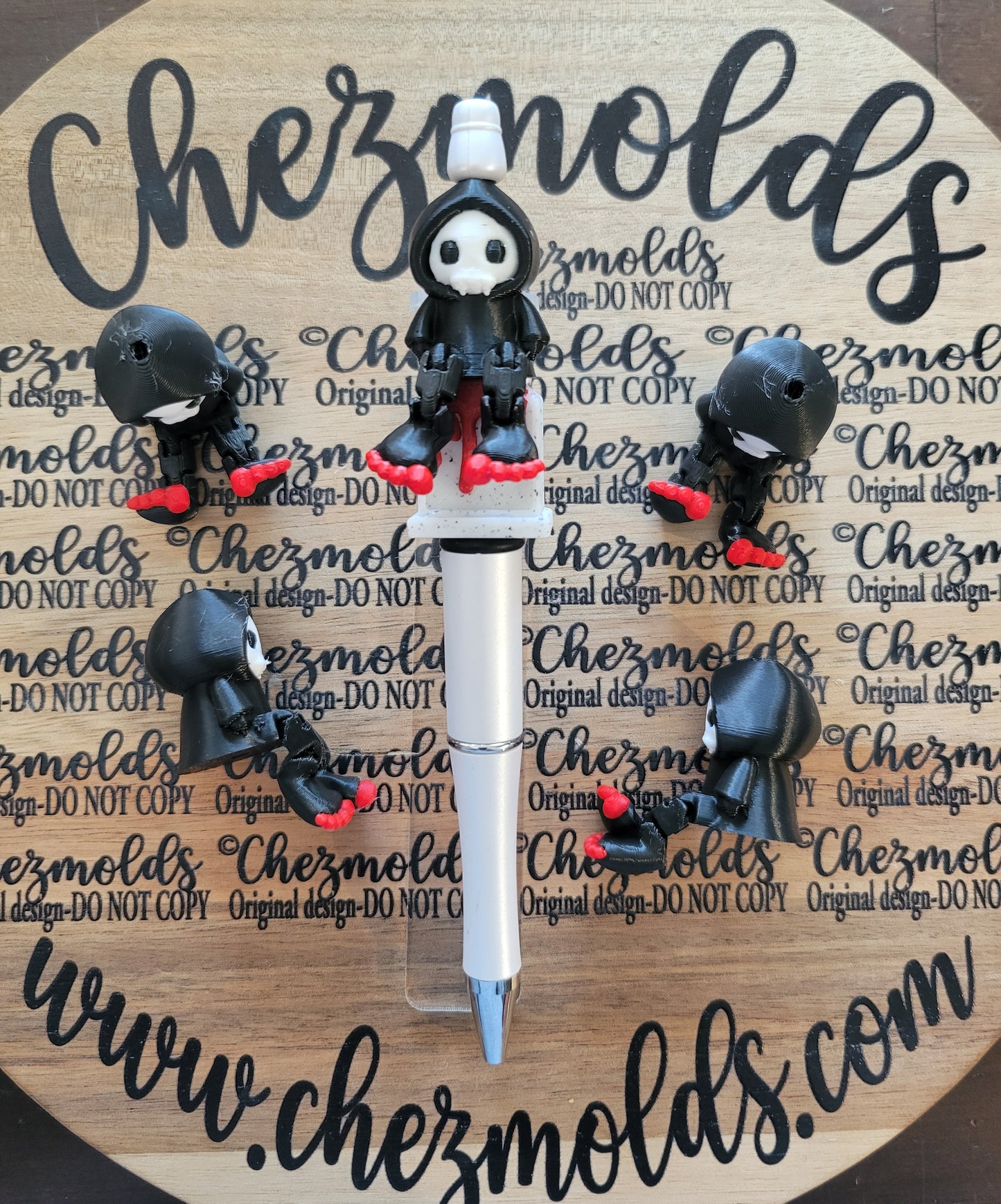 CE 3d printed focal Bead-Baby Grim Kicker ( flexy feet )