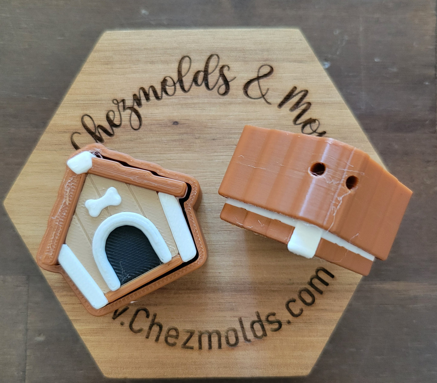 CE 3d printed fidget clicker-dog house