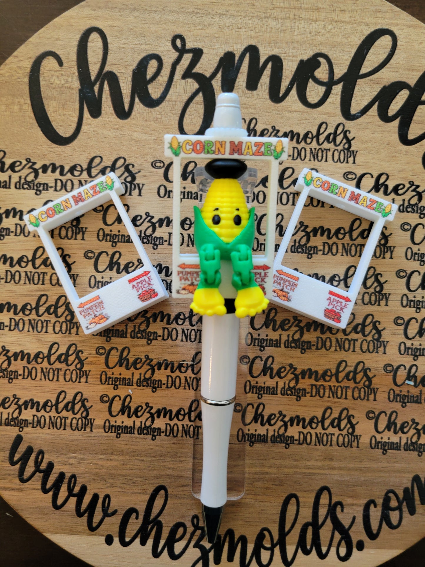 CE 3d printed focal Bead -Corn maze booth