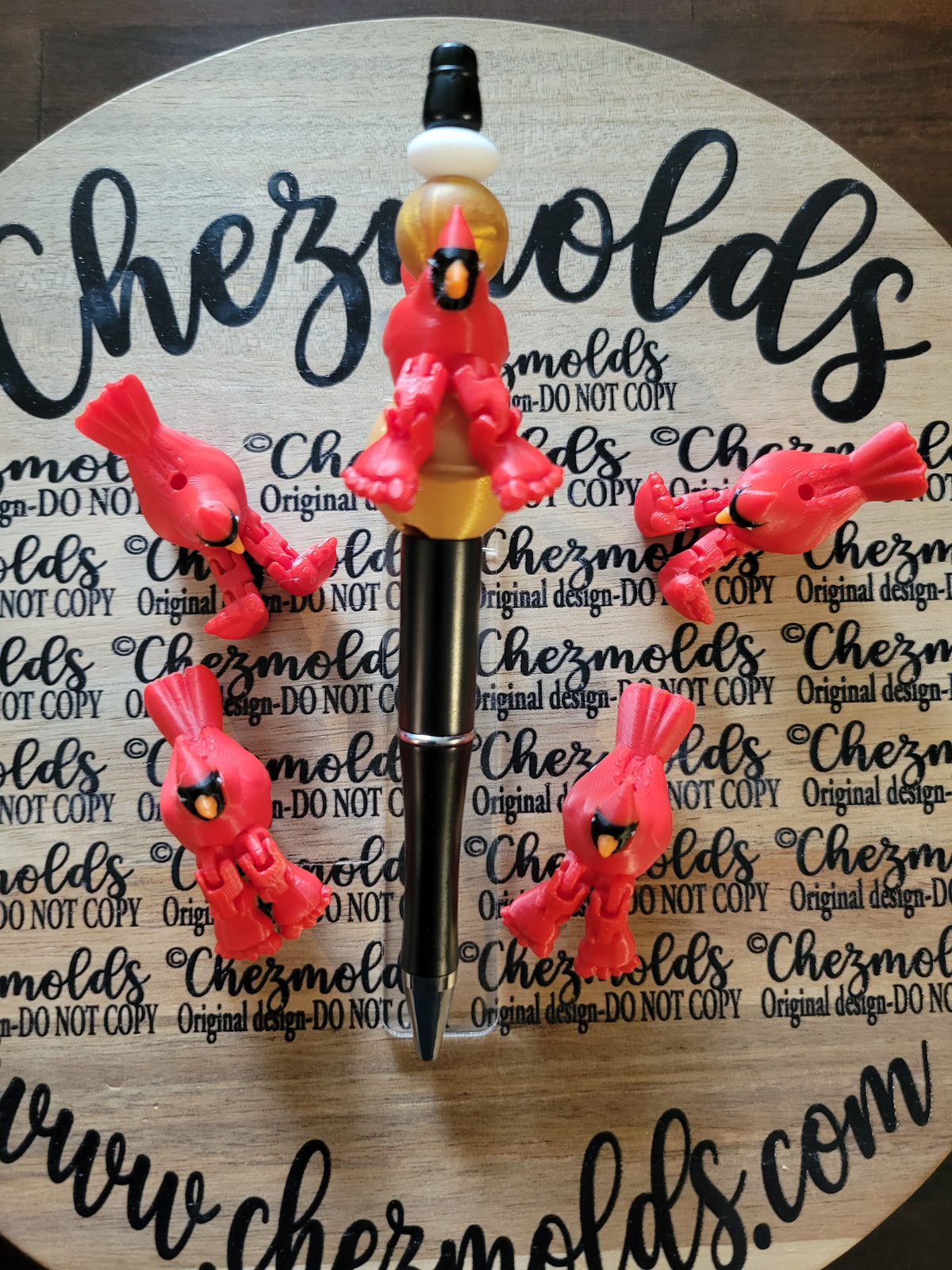 CE 3d printed focal Bead- Cardinal Kicker ( flexy feet )