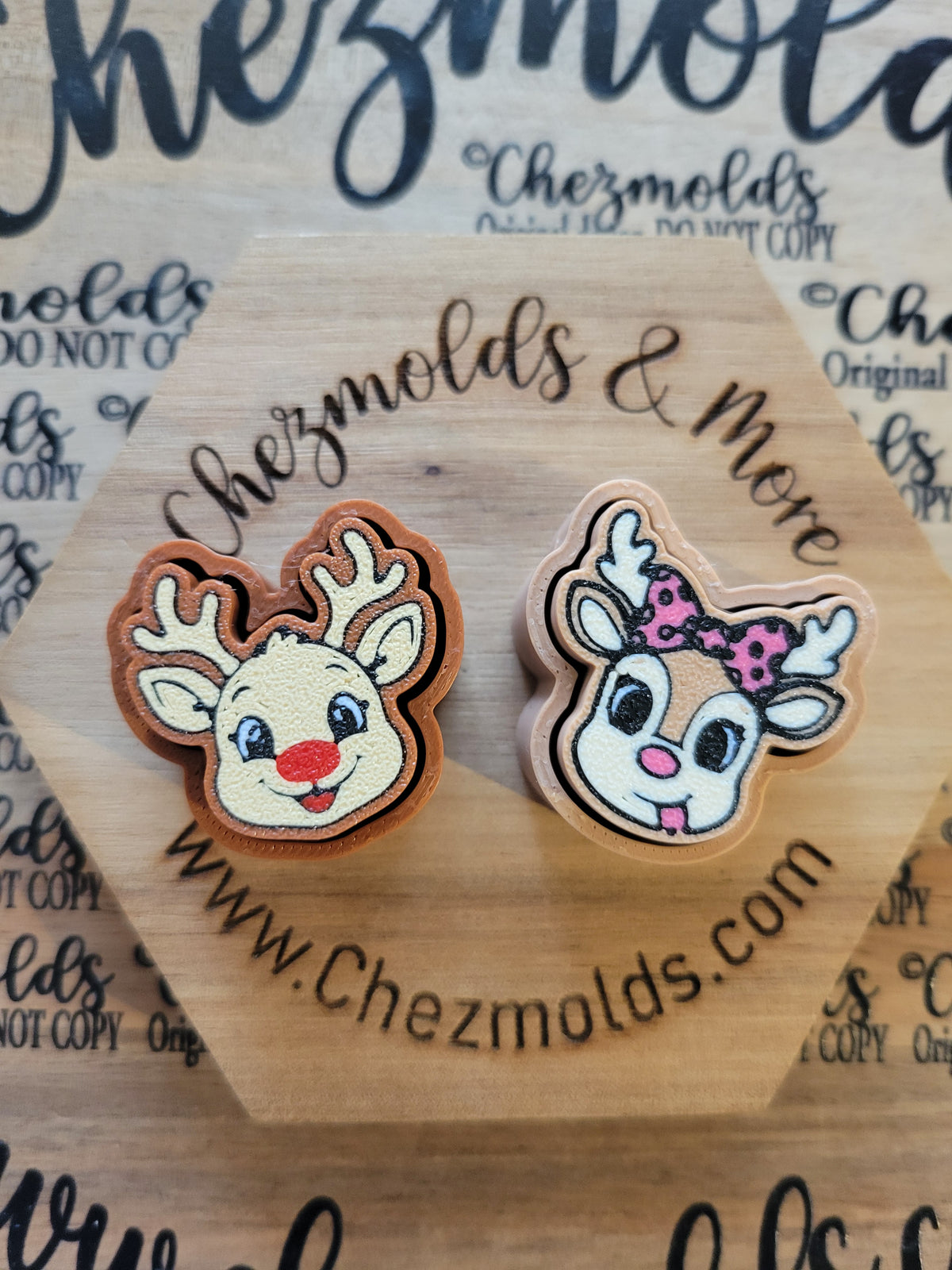CE 3d printed  fidget clicker- with keychain hole -reindeer