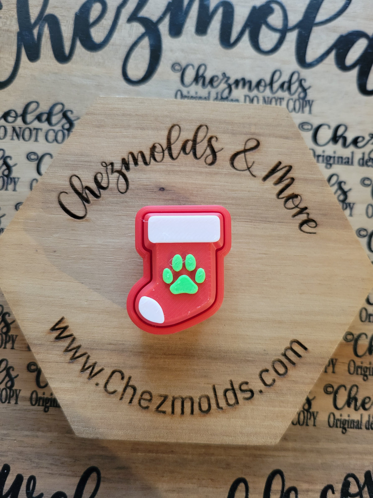 CE 3d printed  fidget clicker- with keychain hole - paw stockings