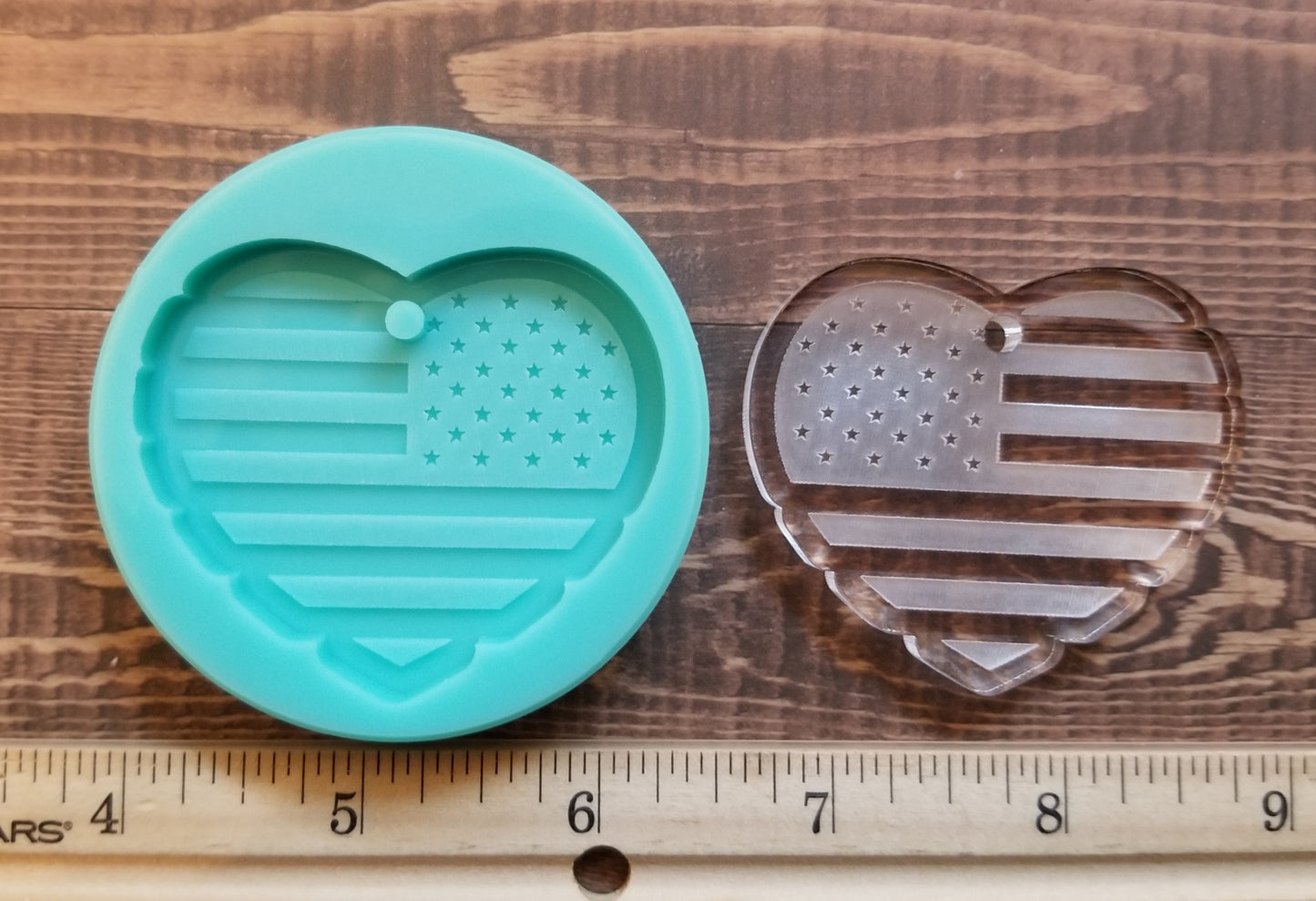 Heart Flag Keychain Mold