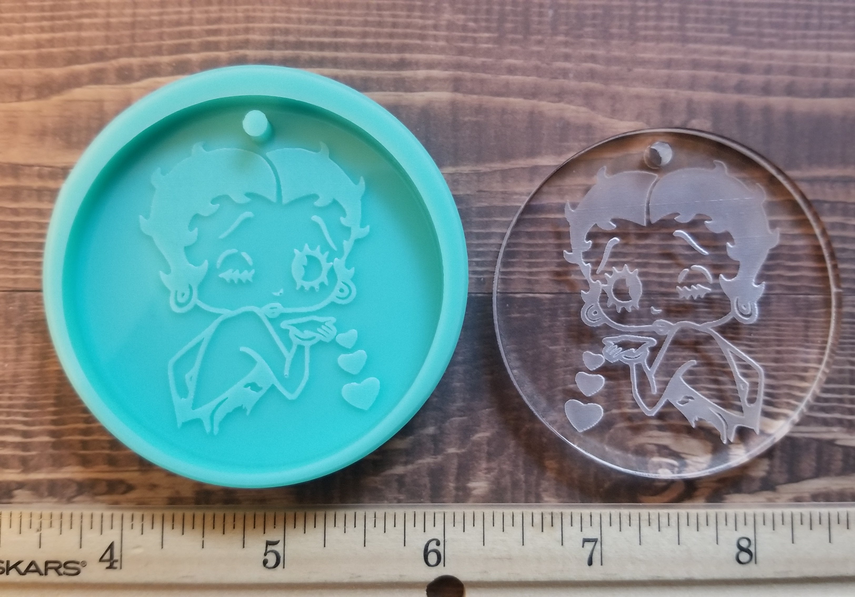 Boop Cartoon pinup Keychain Mold – ChezMolds & More