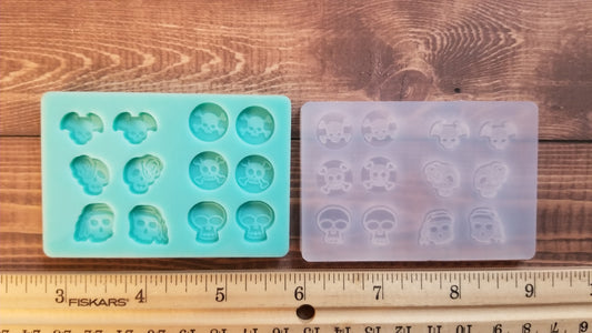 Skulls Stud Earring Pallet