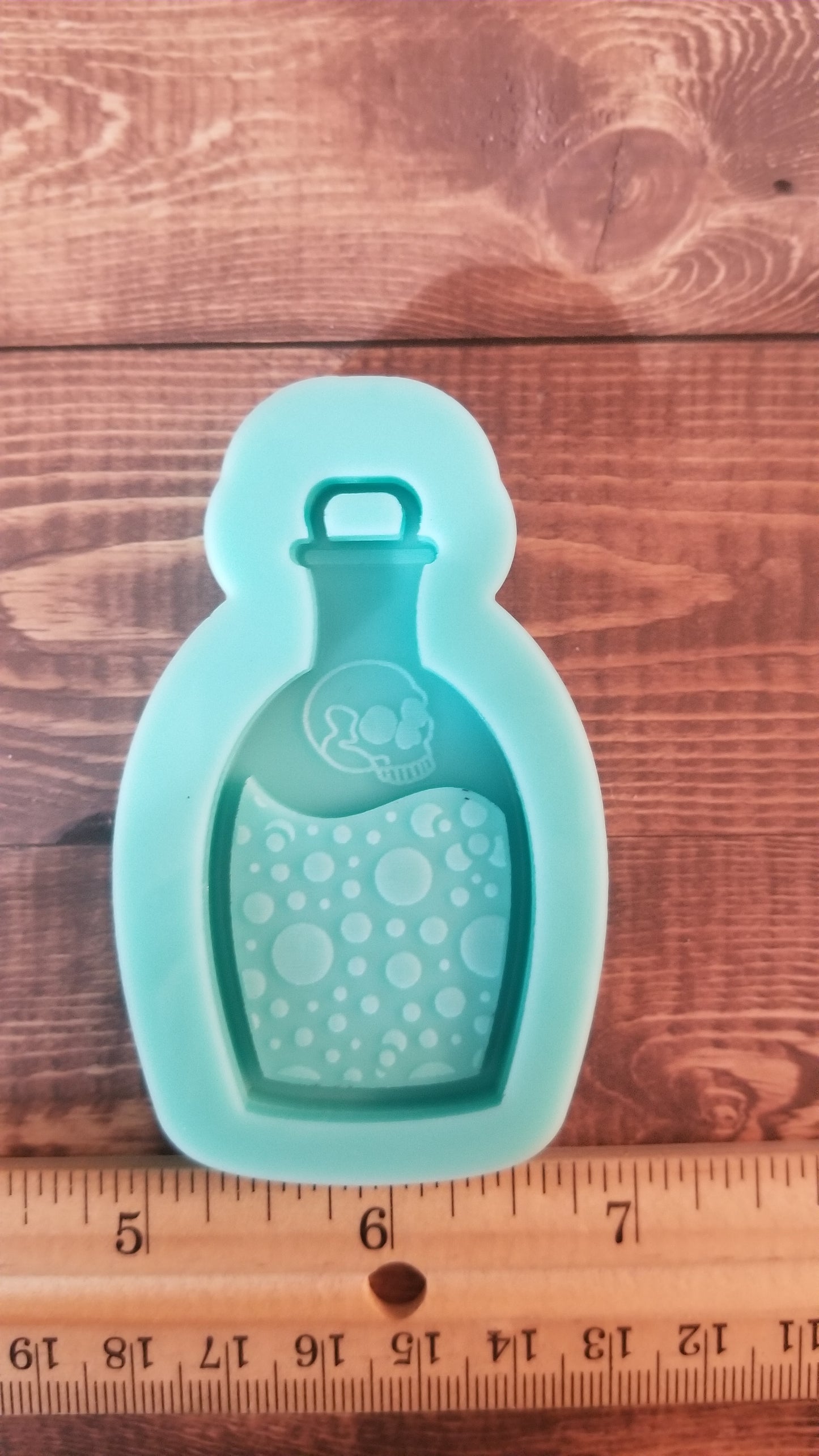 Layered Potion Bottle Keychain Mold