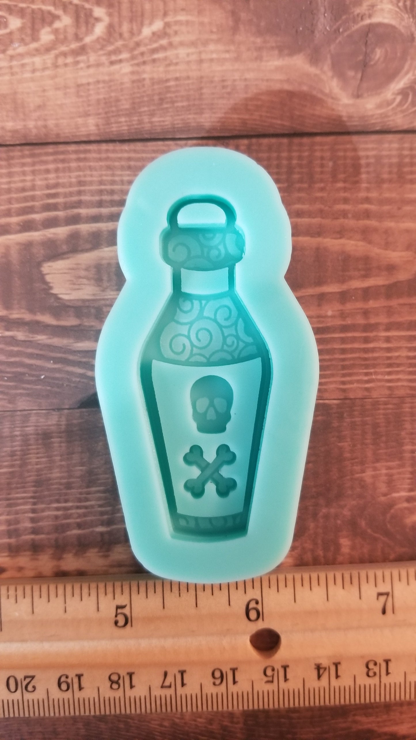 Layered Potion Bottle Keychain Mold