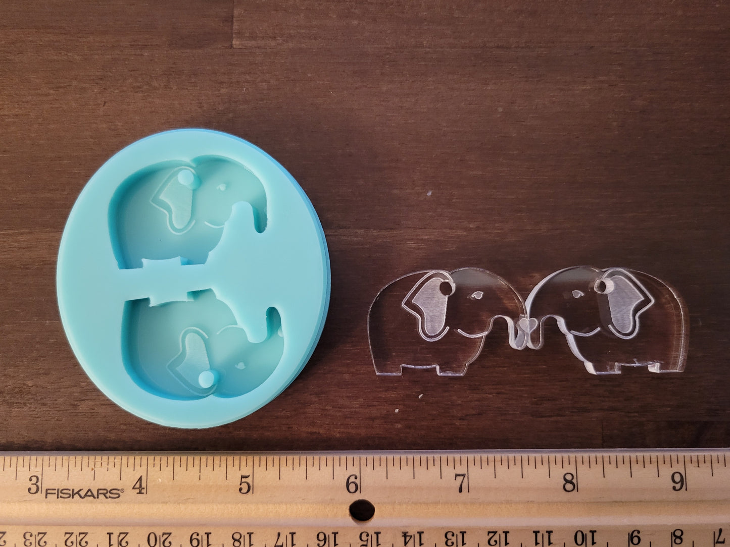 Elephant Pendant Mold love trunks