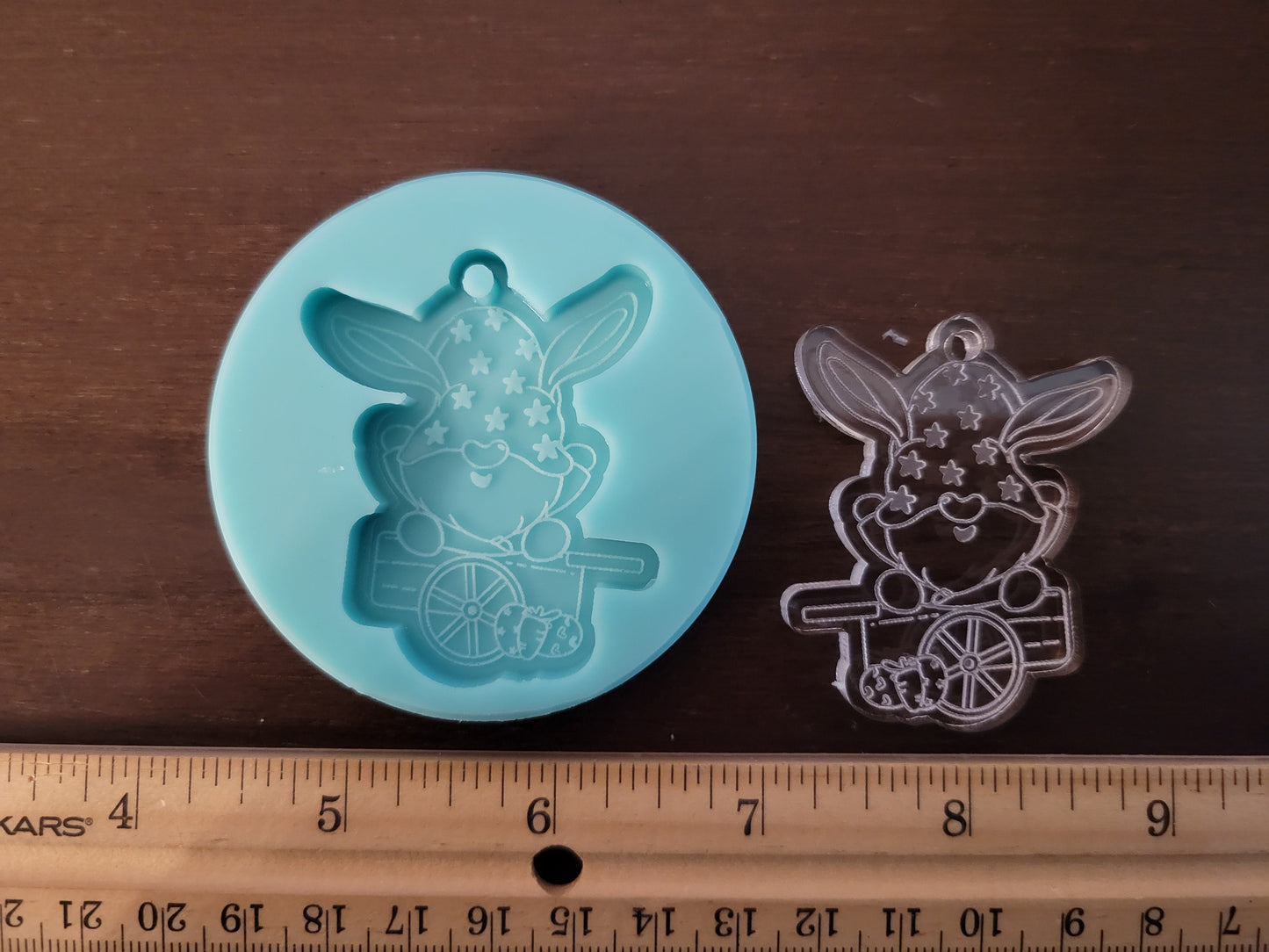 Easter Gnome Keychain Molds