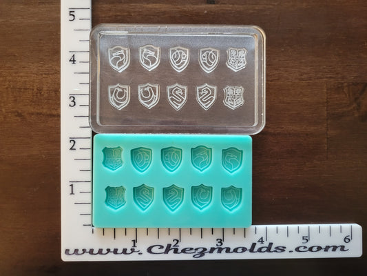 Wizard crest Stud Pallet