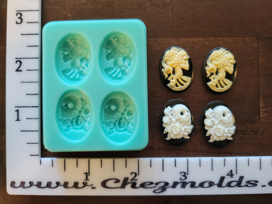 Mini cameo pallet- 2 rose skull 2 skelly lady