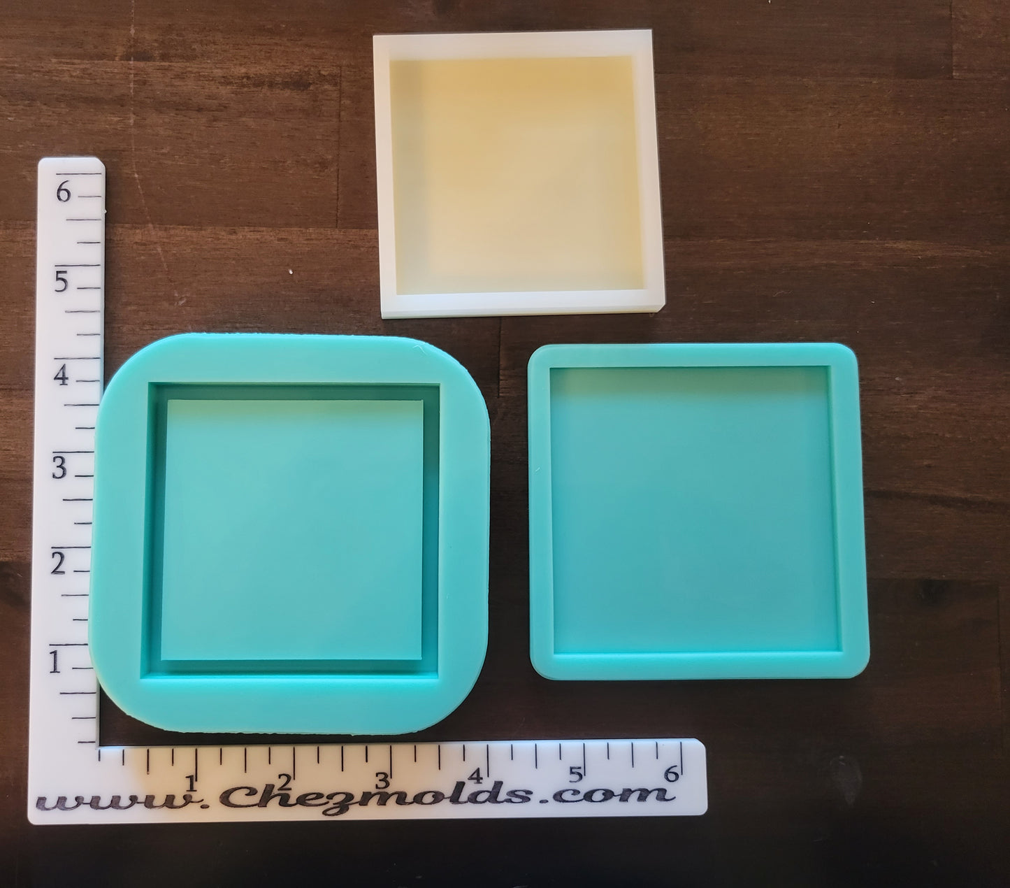 3x3 square shaker with lid