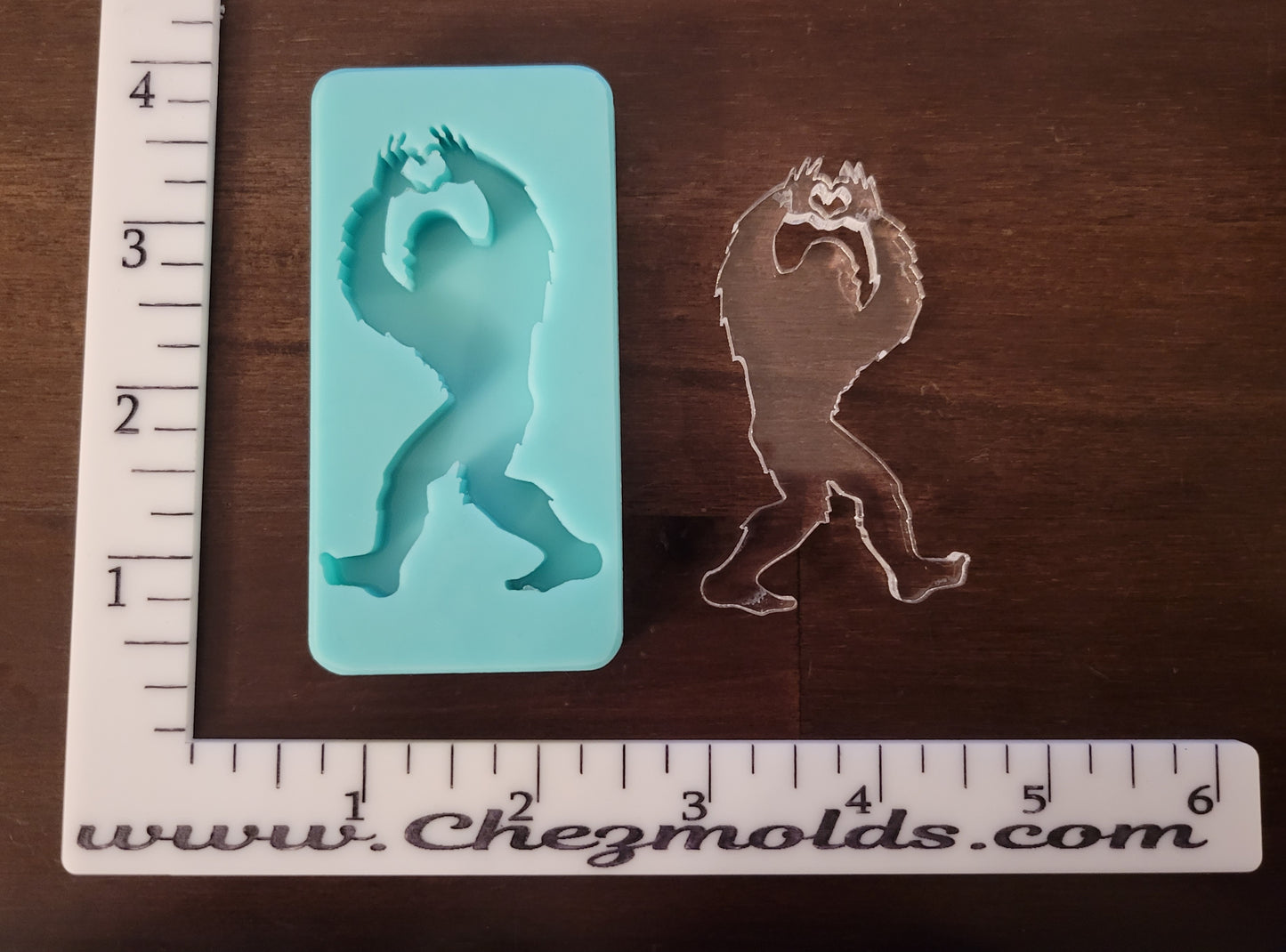 Bigfoot love hands keychain