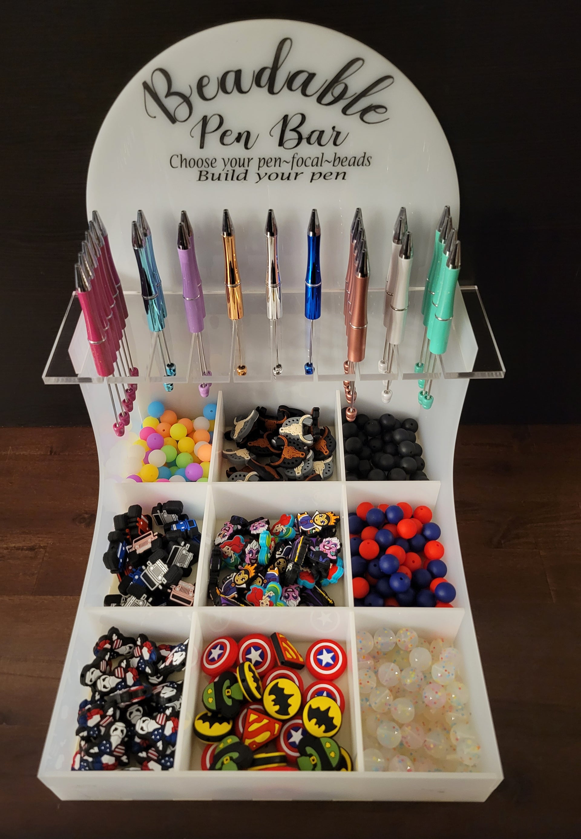 Beadable pen bar stand and dividers (side boxes sold separately )