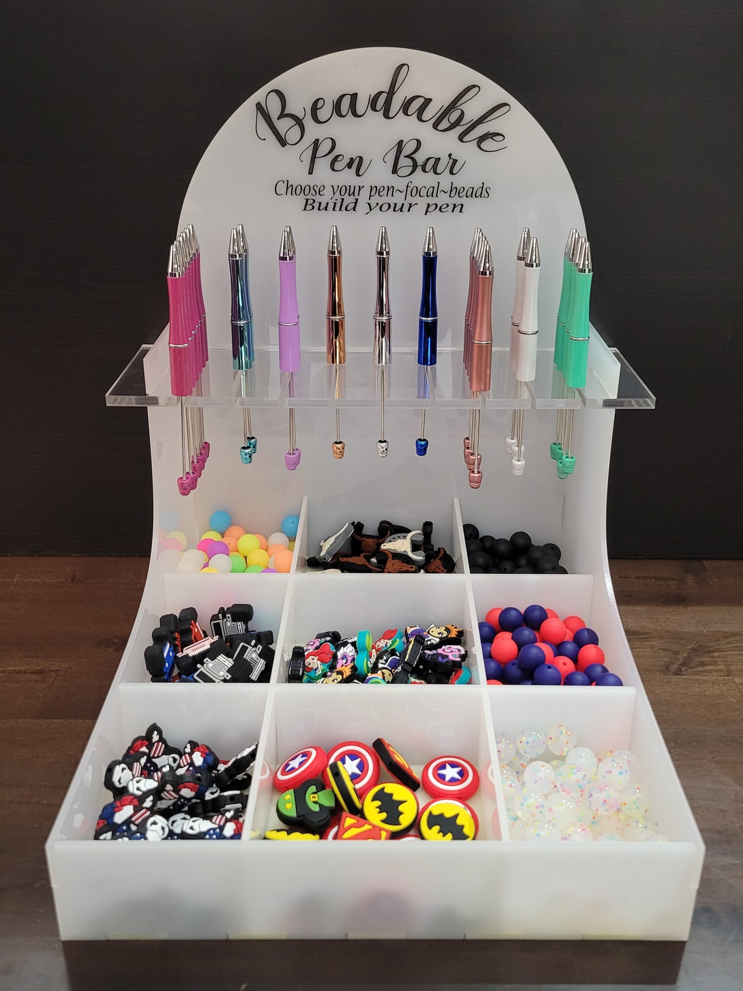 Beadable pen bar stand and dividers (side boxes sold separately )