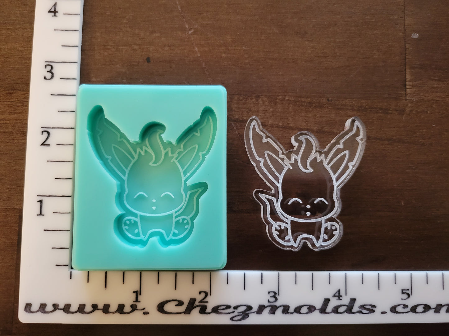 Eevee inspired 2inch mold