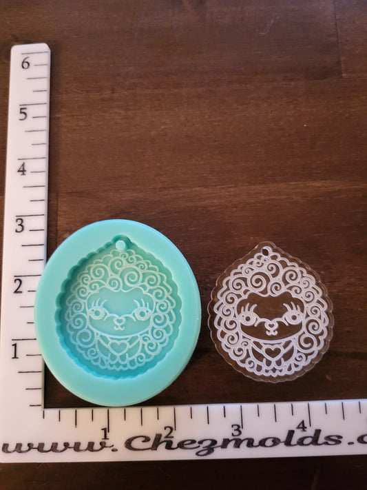 swirly hedgehog keychain