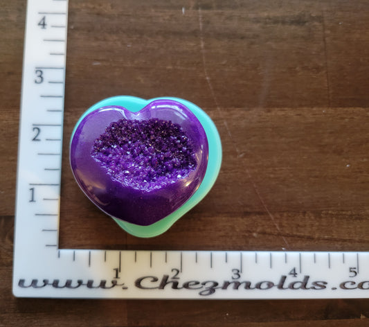 Small heart druzy